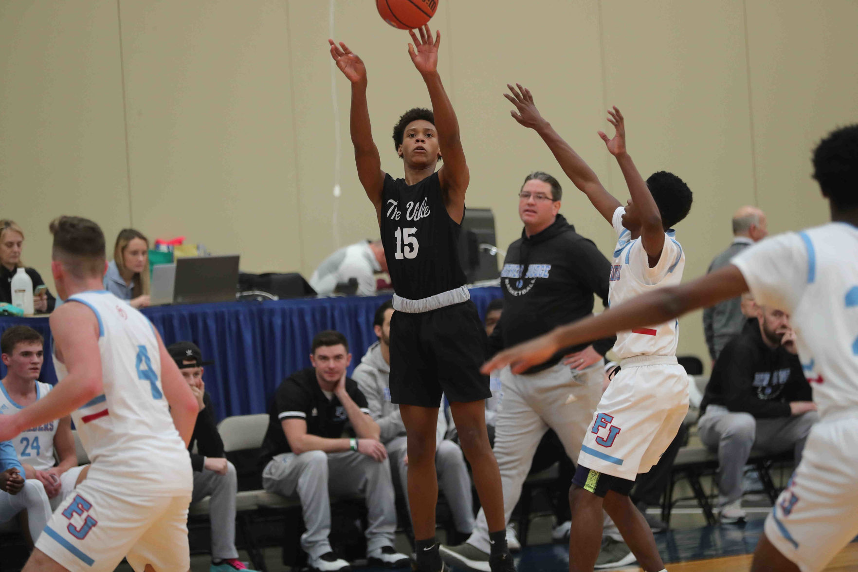 Pleasantville vs Father Judge in a Boardwalk Basketball Classic